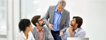 Microgerenciamento: como o controle excessivo enfraquece equipes e compromete resultados